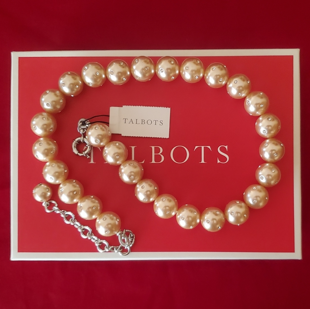 Talbots faux pearl necklace
